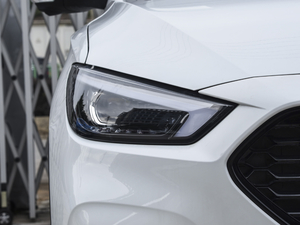 2020260TGI ԄTrophy Plus L2+ ^