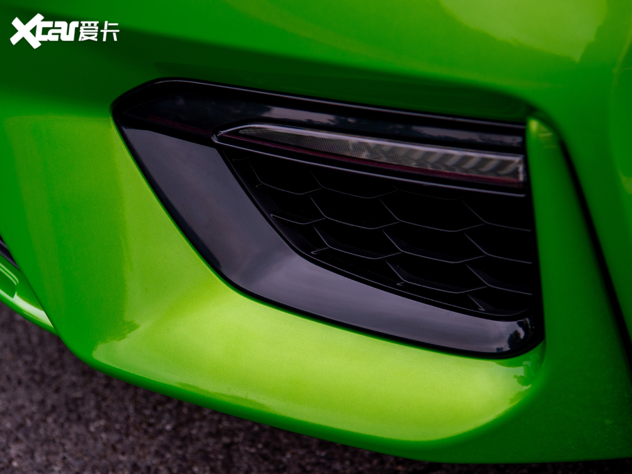 2020MG6 1.5T ԄTrophy{Ş