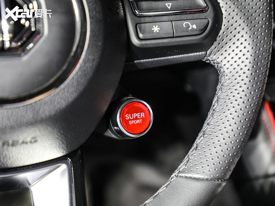 2020MG6 1.5T ԄTrophy{Ş