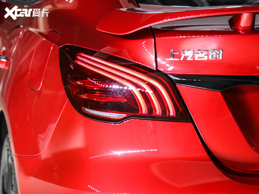 2020MG6 1.5T ԄTrophy{Ş