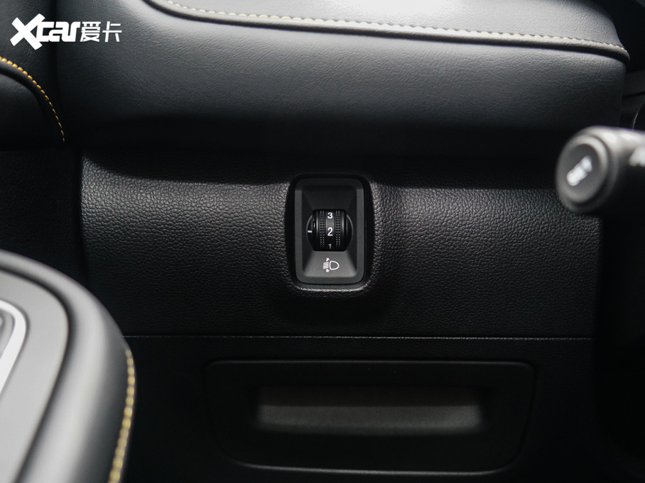 2020MG6 1.5T ԄTrophy{Ş