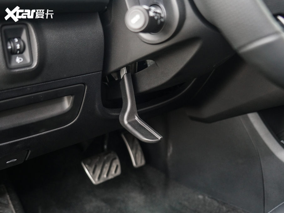 2020MG6 1.5T ԄTrophy{Ş