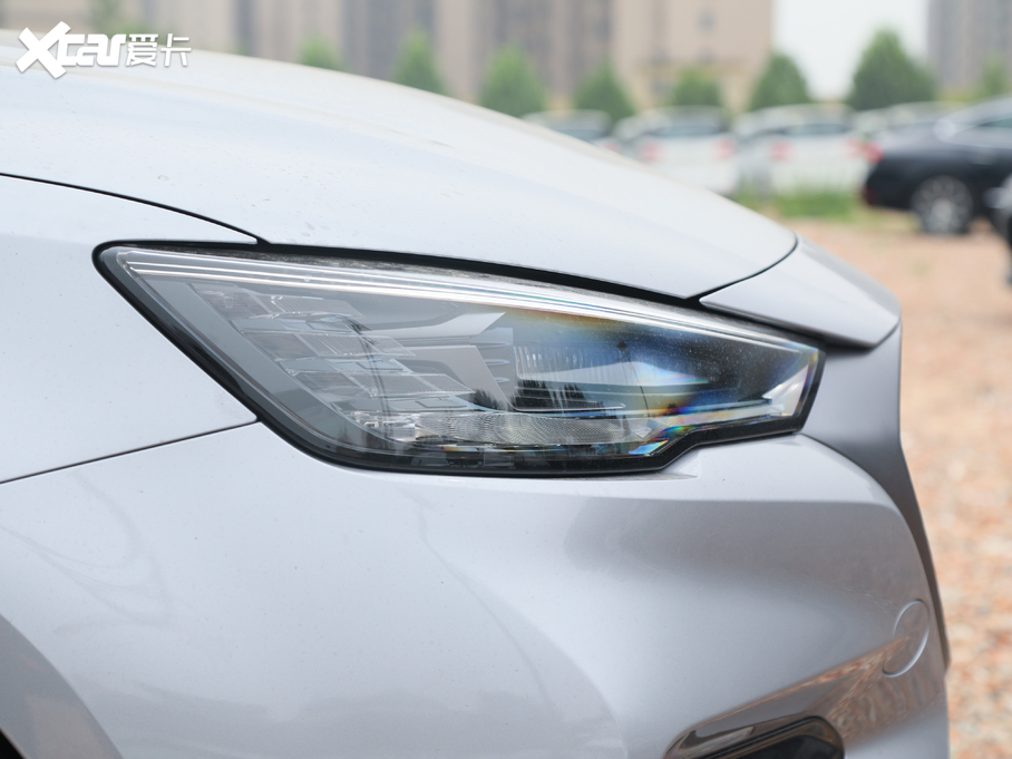 2020MG6 1.5T ԄTrophyŞ