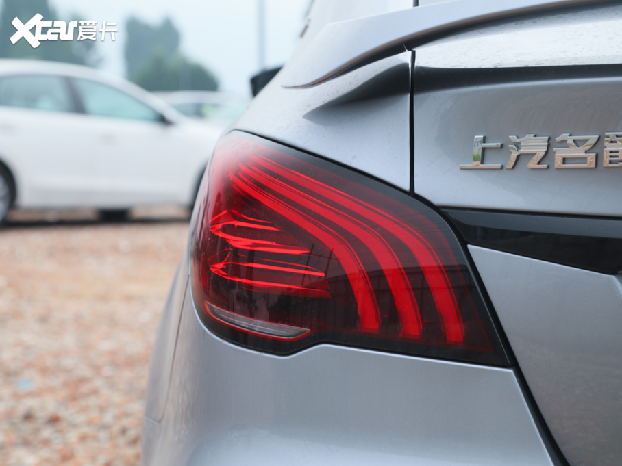 2020MG6 1.5T ԄTrophyŞ