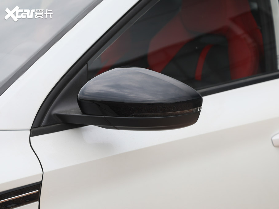 2020MG6 1.5T ԄTrophyA