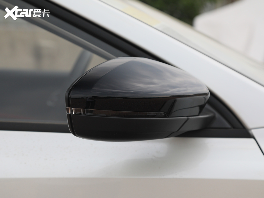 2020MG6 1.5T ԄTrophyA