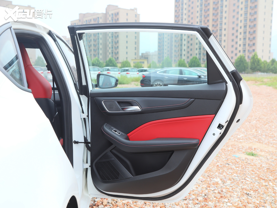 2020MG6 1.5T Ԅ(dng)TrophyA