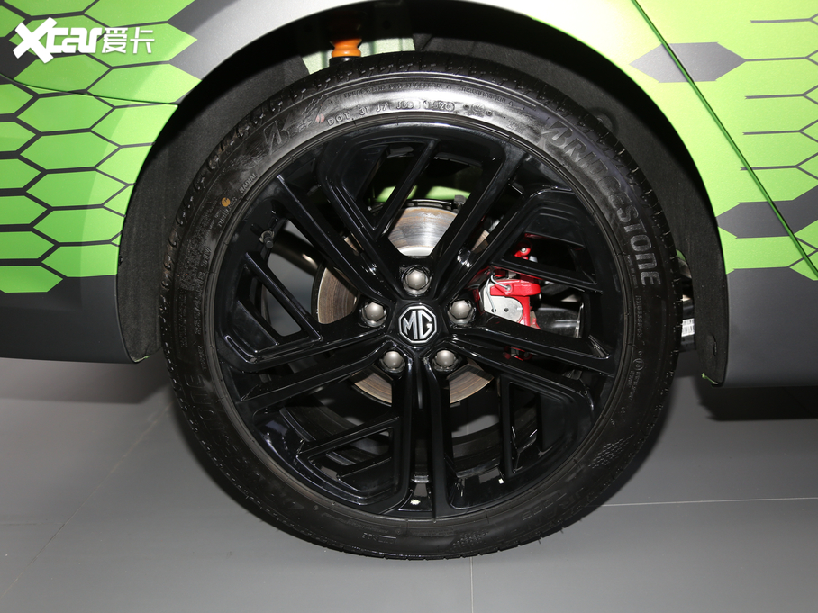 2020MG6 1.5T ԄTrophy{Ş