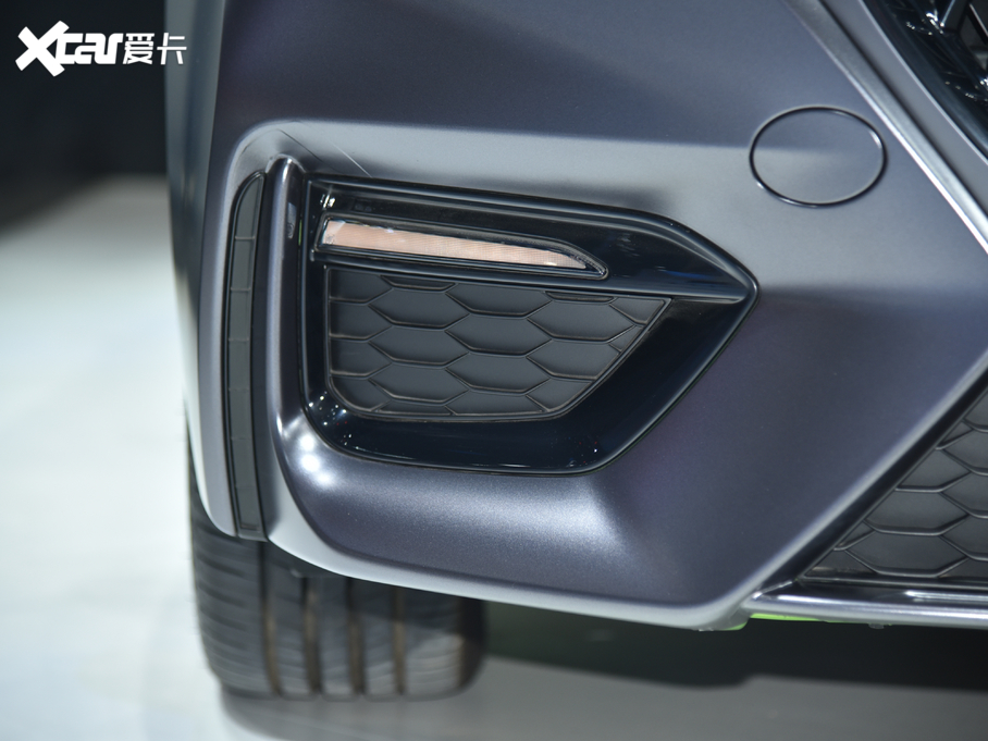 2020MG6 1.5T ԄTrophy{Ş