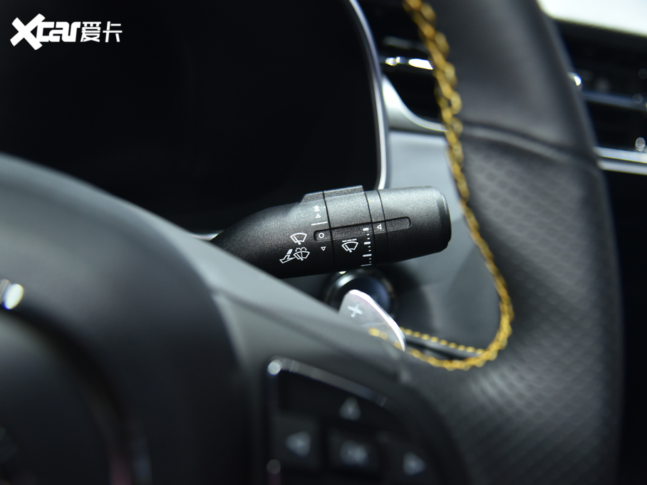 2020MG6 1.5T ԄTrophy{Ş