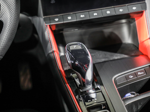 20201.5T ԄTrophy{Ş п؅^