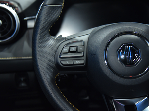 20201.5T ԄTrophy{Ş п؅^