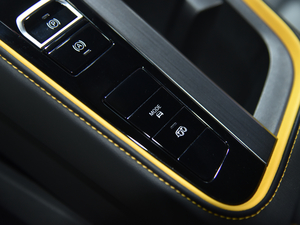 20201.5T ԄTrophy{Ş п؅^