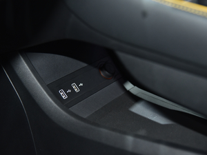 20201.5T ԄTrophy{Ş п؅^