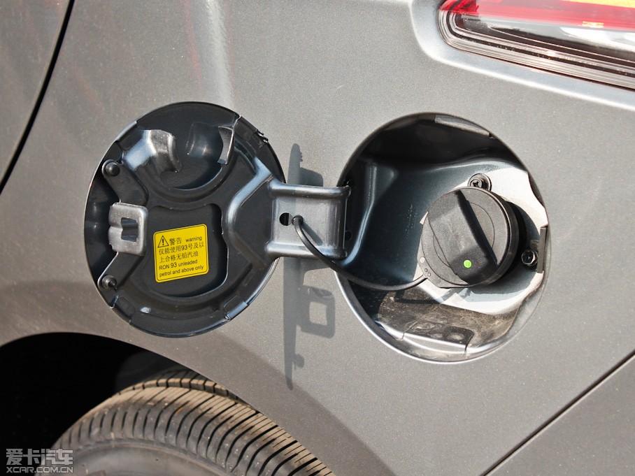 2012MG5 1.5L ԄI(lng)