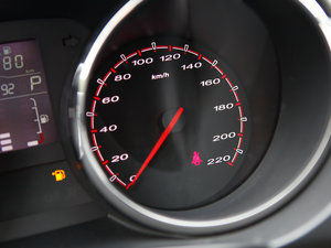 2012��MG5 �п؅^