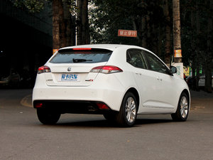 2012款1.5L 自动豪华版 整体外观