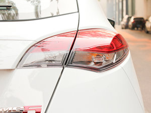 2012款1.5L 自动豪华版 细节外观
