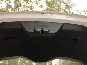 2012款1.5L 自动豪华版 空间座椅