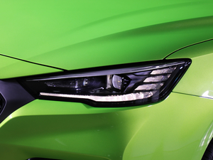 20201.5T Trophy{Ş ^