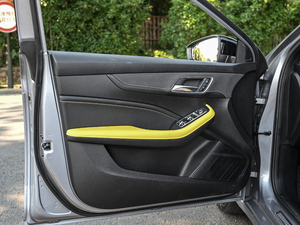 20201.5T Trophy{Ş g