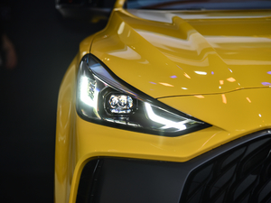 2021款300TGI DCT潮越青奢限定版 细节外观