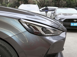 2021180DVVT քഺA ^