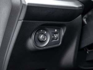 2021款180DVVT 手动青春豪华版 中控区