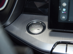 2021Ŀ 300TGI DCTŞ п؅^