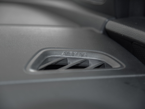 2021Ŀ 300TGI DCTŞ п؅^