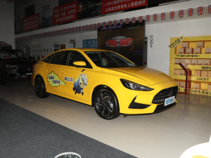 2021Ŀ 300TGI DCTݺ ǰ45