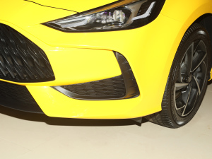 2021Ŀ 300TGI DCTݺ ^