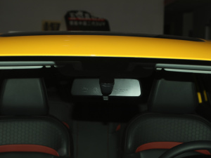 2021Ŀ 300TGI DCTݺ ^