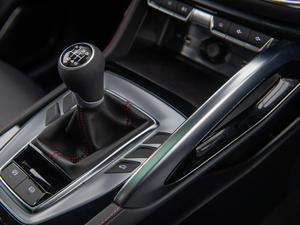 2021400TGI Ԅ(dng)(q)TrophyŞ п؅^(q)