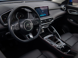 2021400TGI Ԅ(dng)(q)TrophyŞ п؅^(q)