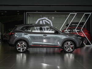 2021400TGI Ԅ(q)TrophyŞ w^