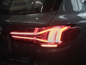 2021400TGI ԄTrophyŞ ^