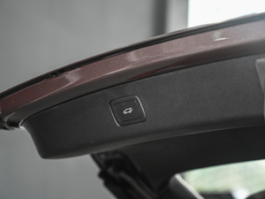 2021400TGI Ԅ(dng)(q)TrophyŞ g