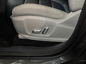 2021400TGI ԄTrophyŞ {{