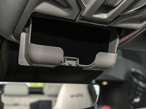 2021400TGI ԄTrophyŞ g