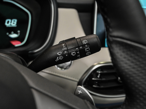 2021400TGI Ԅ(dng)(q)TrophyŞ п؅^(q)