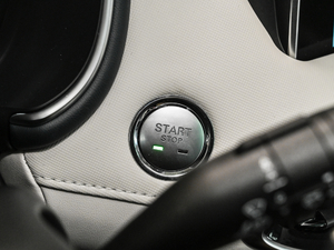 2021400TGI Ԅ(dng)(q)TrophyŞ п؅^(q)