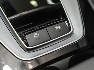 2021300TGI ԄӃTrophy п؅^