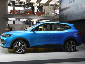 2021400TGI Ԅ(q)TrophyŞ w^