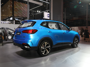 2021400TGI Ԅ(q)TrophyŞ w^