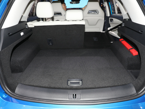 2021400TGI ԄTrophyŞ g