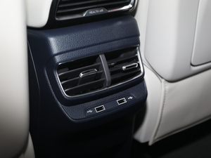 2021400TGI Ԅ(dng)(q)TrophyŞ п؅^(q)