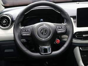 2021400TGI Ԅ(dng)(q)TrophyŞ п؅^(q)