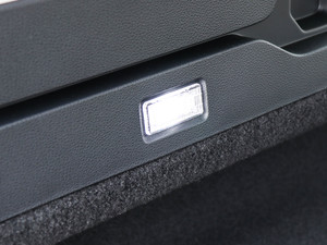 2021400TGI ԄӃ(q)TrophyŞ g