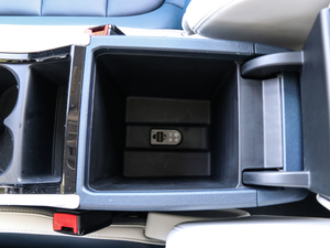 2021400TGI ԄӃTrophyŞ g